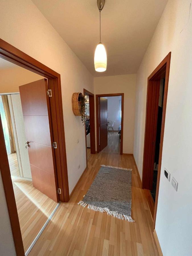 Miss Apartman Jagodina Esterno foto