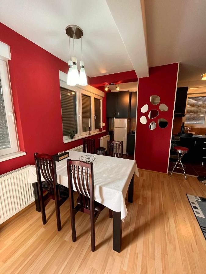 Miss Apartman Jagodina Esterno foto