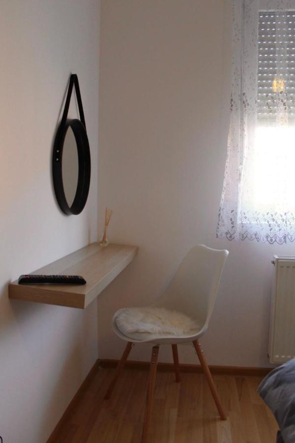Miss Apartman Jagodina Esterno foto