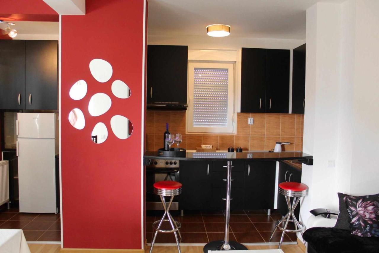 Miss Apartman Jagodina Esterno foto